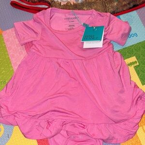 Posh Peanut Vibrant Pink Short Sleeve Tee